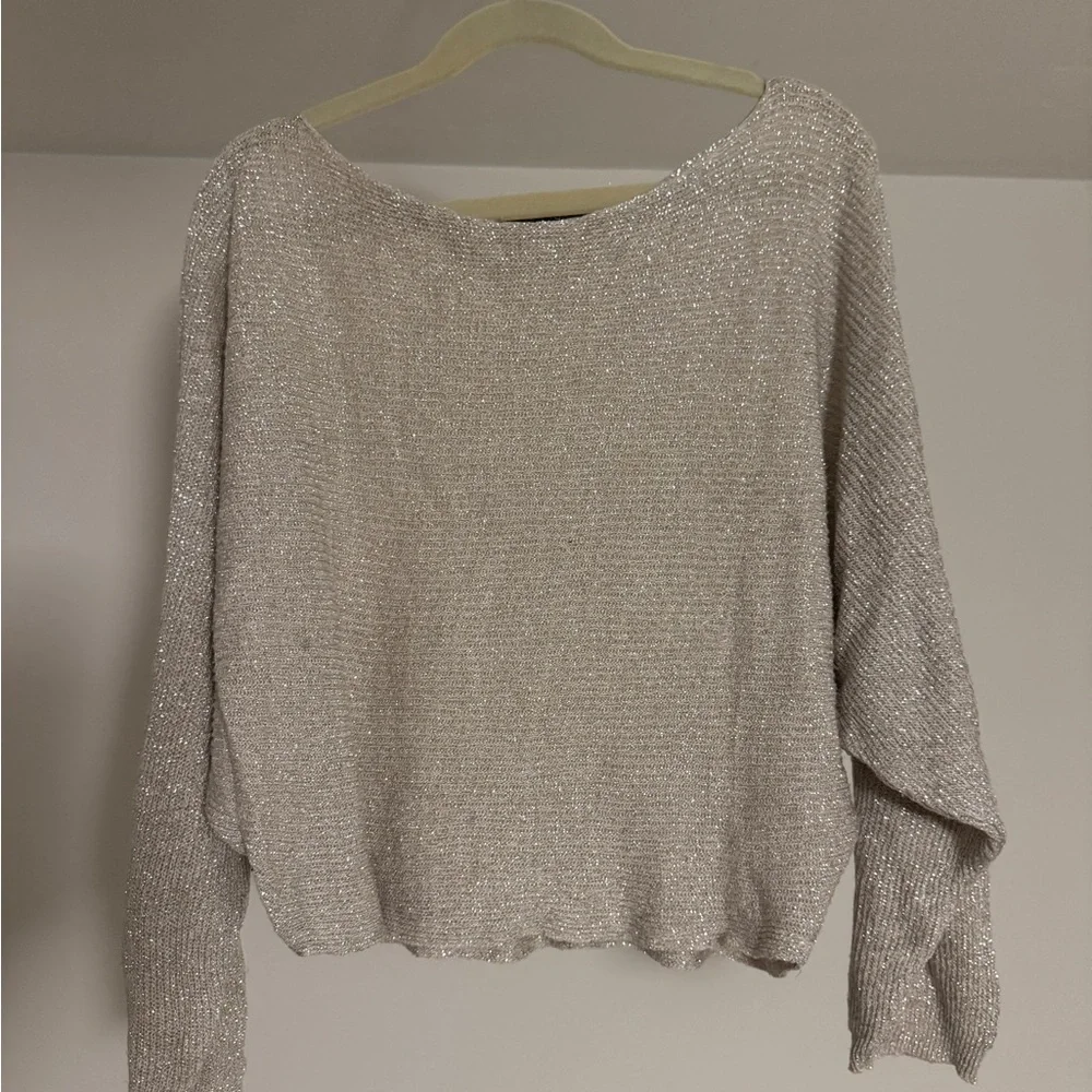 Simons Italian Shimmery Sweater - Picture 4 of 7